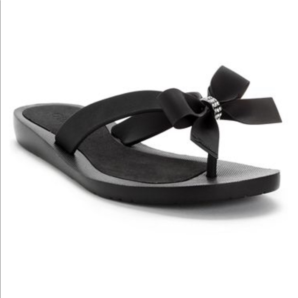 GUESS* Tutu Sandals w Bow Embellishment